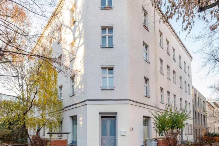Modernes In Weissensee Apartment Berlin